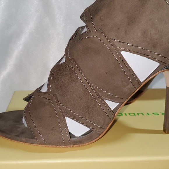 Max Studio Gray Booties - Picture 6 of 6